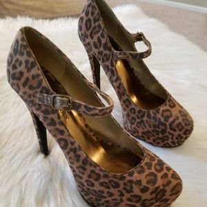 Leopard Suede Platform Strap Buckle Heels Size 10